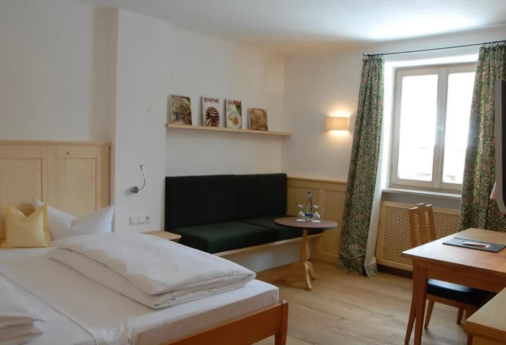 Romantik Hotel Zum Klosterbräu-1